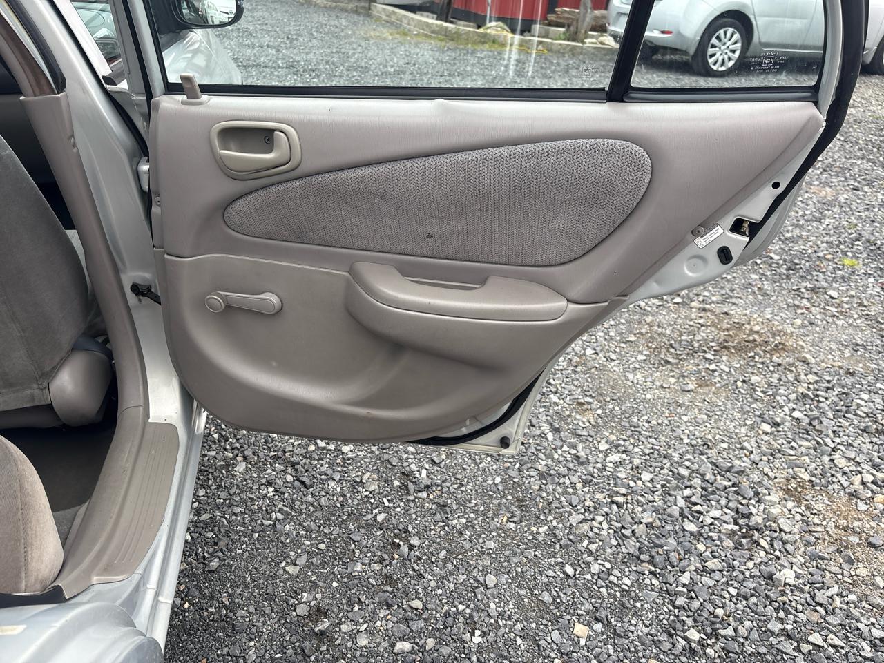 Toyota Corolla CE 2002