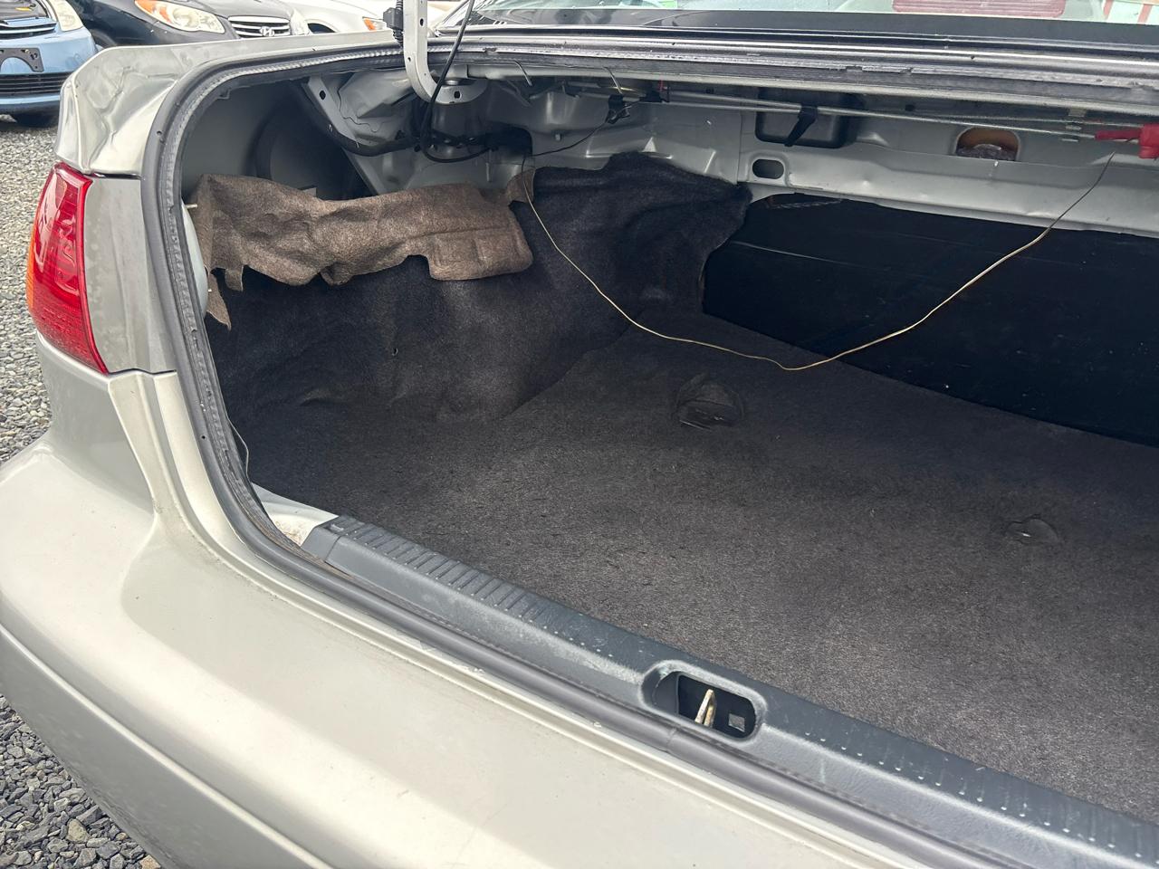 Toyota Corolla CE 2002