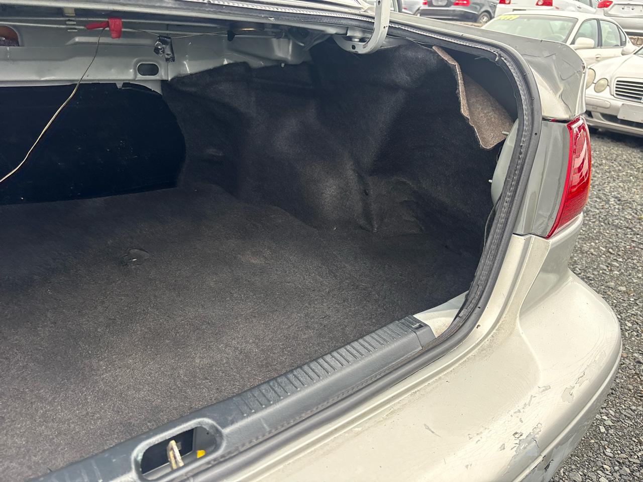 Toyota Corolla CE 2002