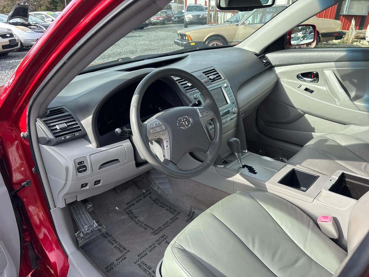 Toyota Camry Hybrid Sedan 2007