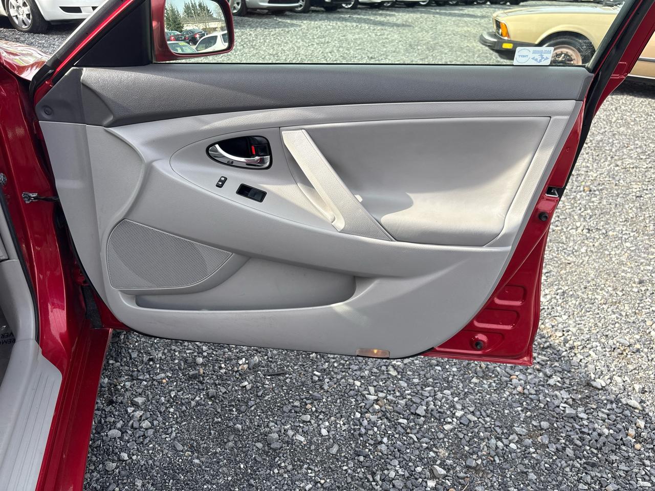 Toyota Camry Hybrid Sedan 2007