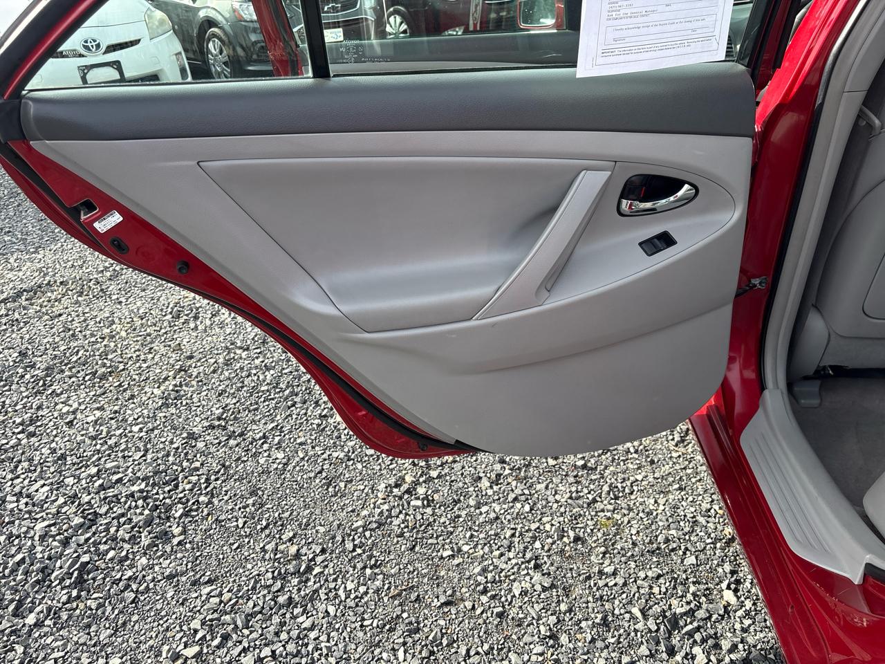 Toyota Camry Hybrid Sedan 2007