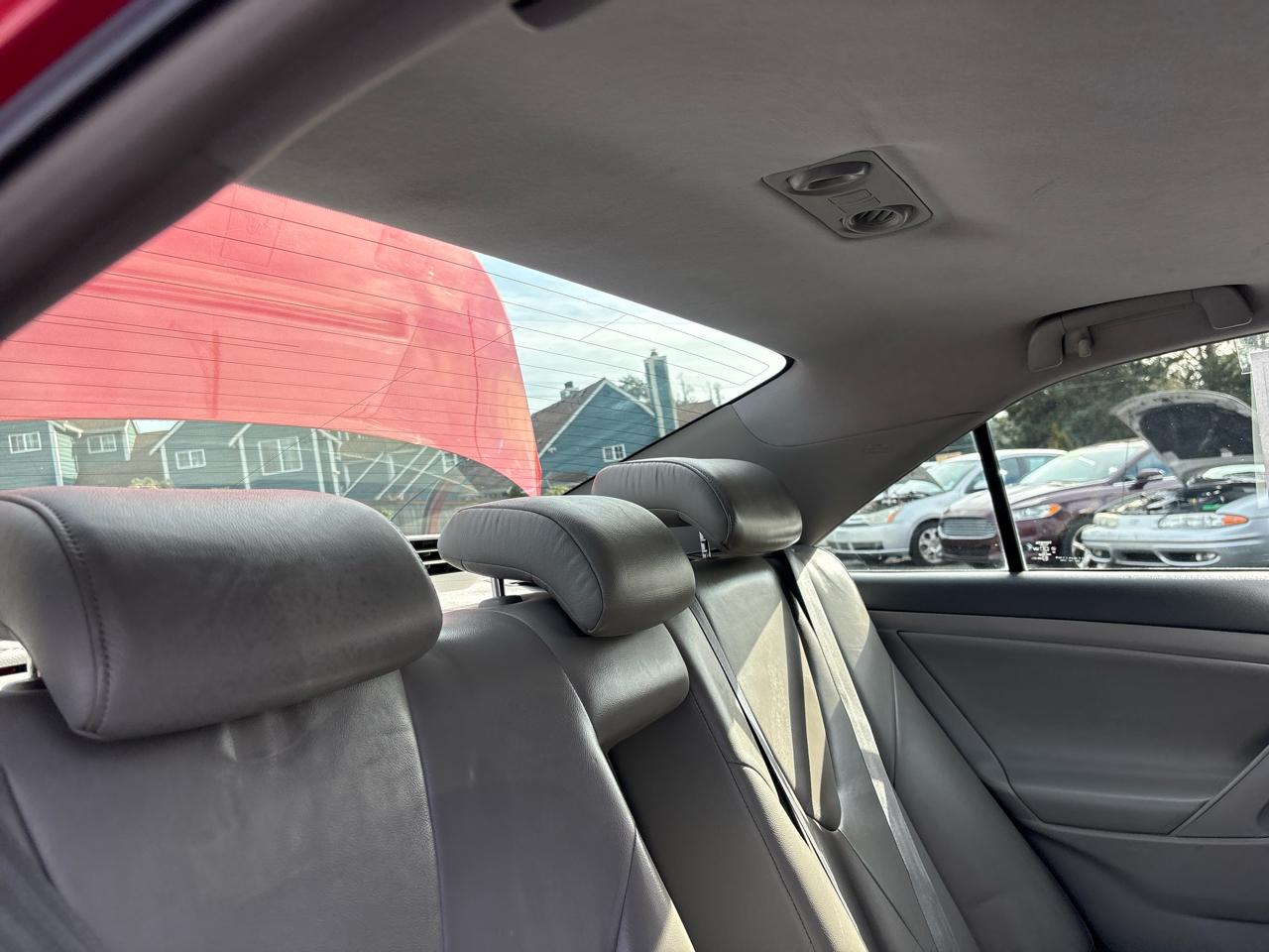 Toyota Camry Hybrid Sedan 2007