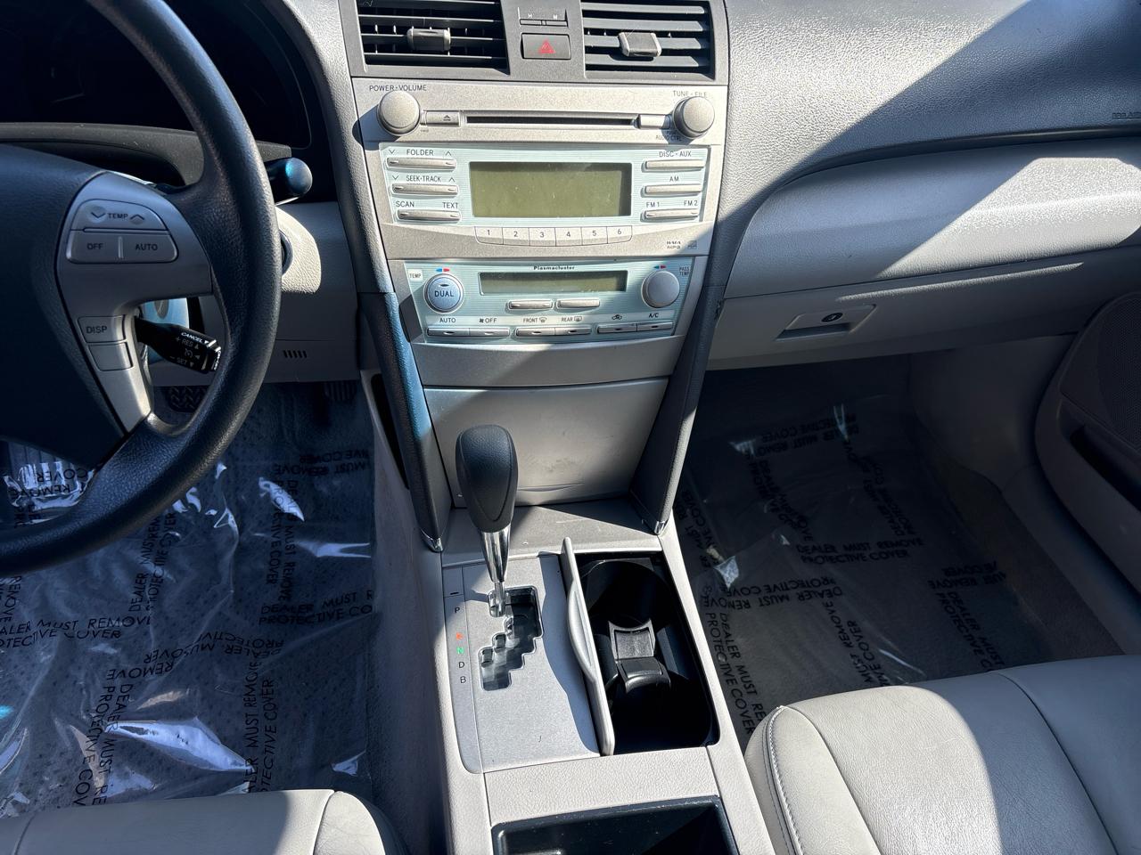 Toyota Camry Hybrid Sedan 2009