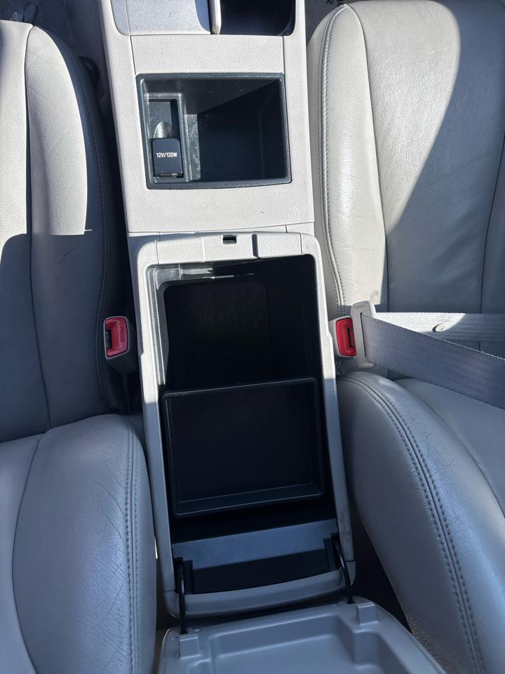 Toyota Camry Hybrid Sedan 2009