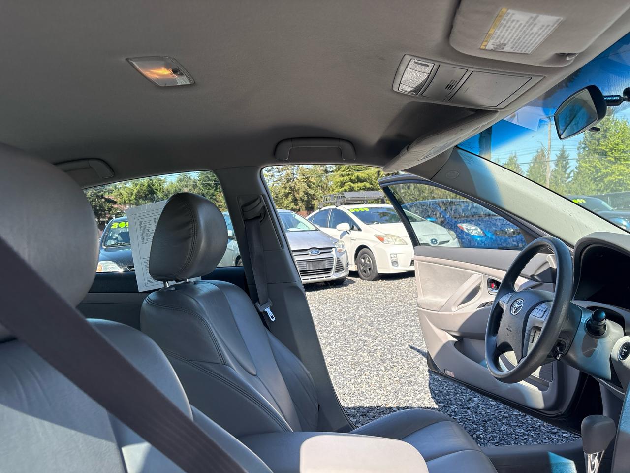 Toyota Camry Hybrid Sedan 2009