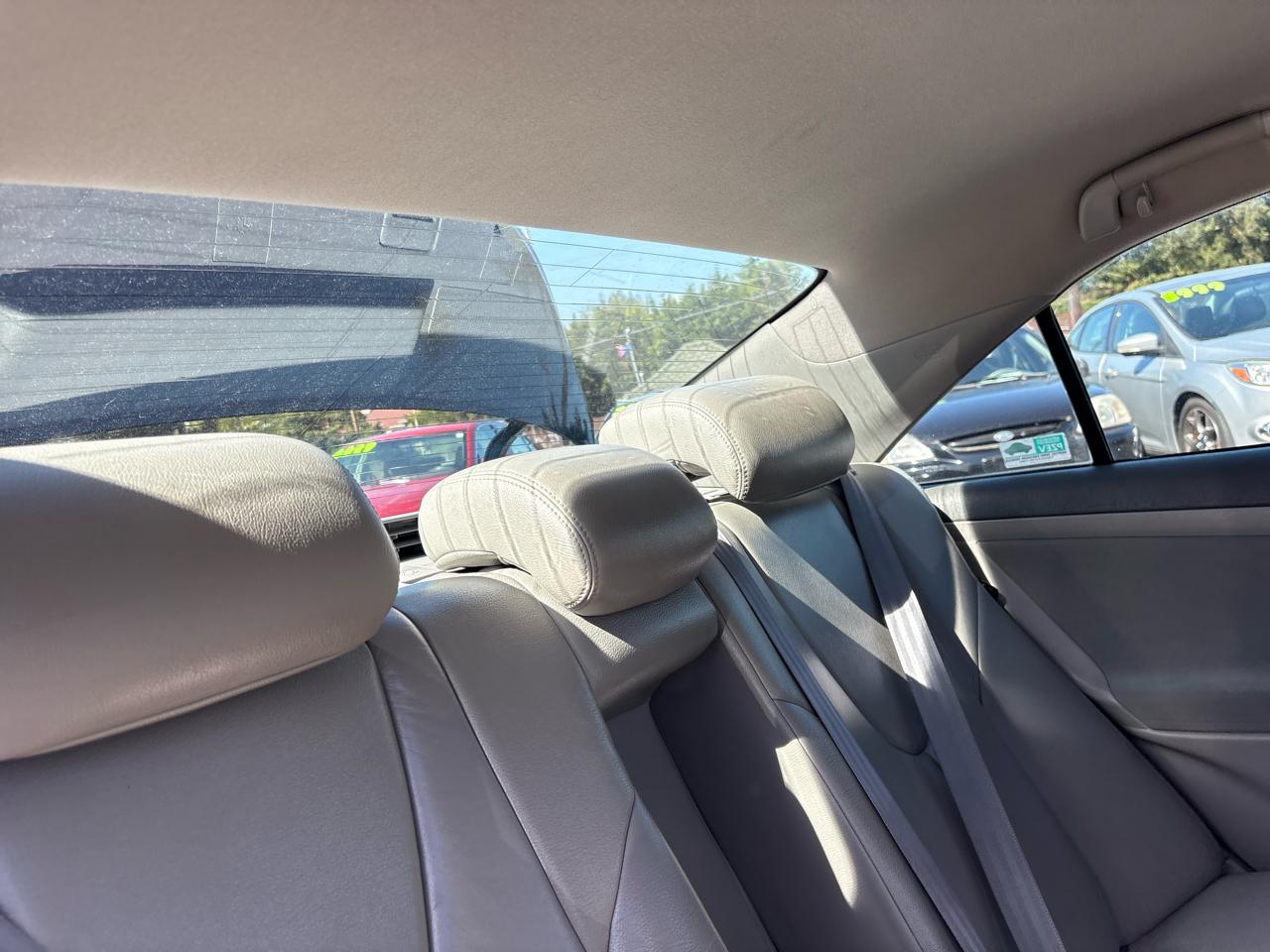 Toyota Camry Hybrid Sedan 2009