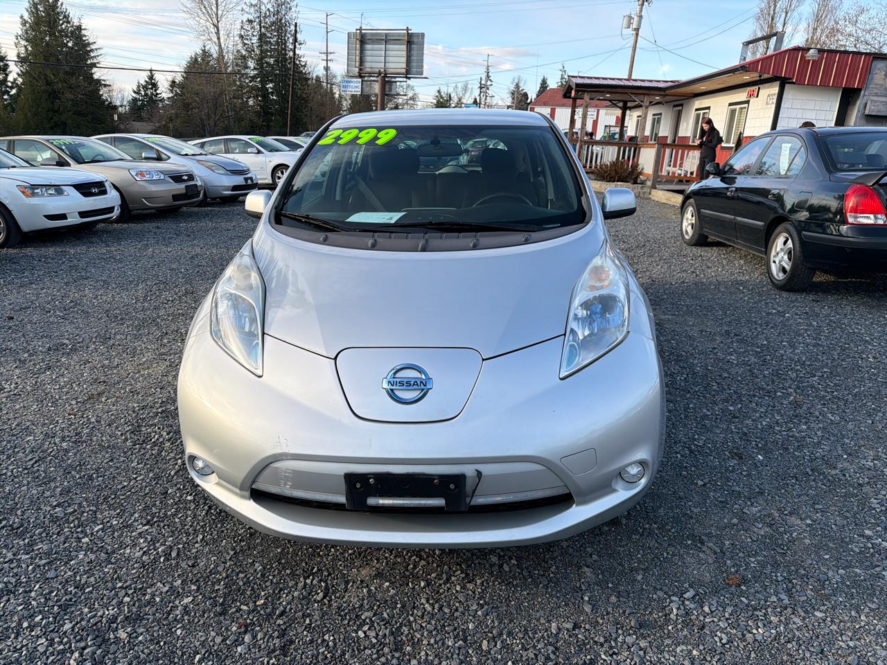 Nissan Leaf S 2013