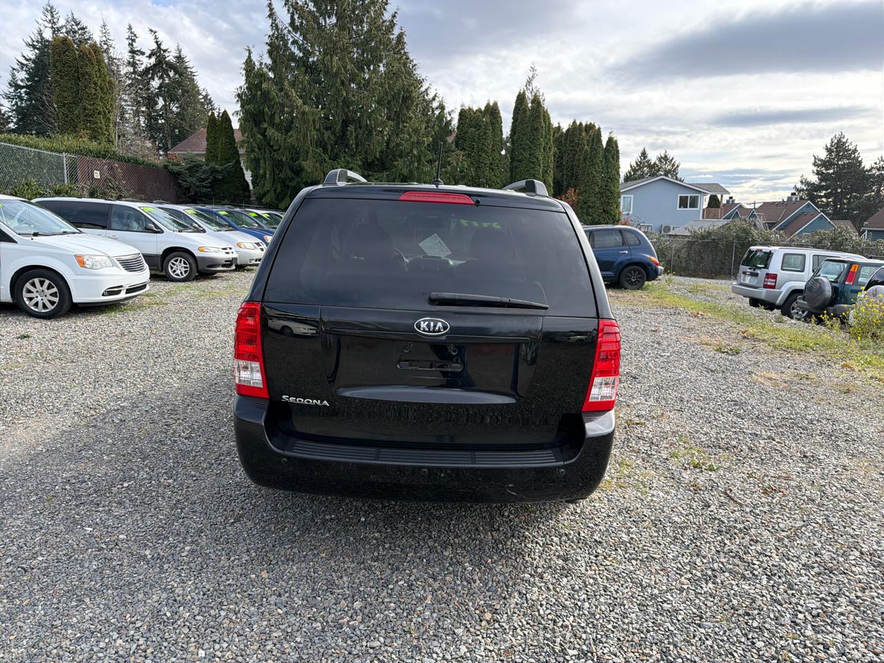 Kia Sedona LX LWB 2012