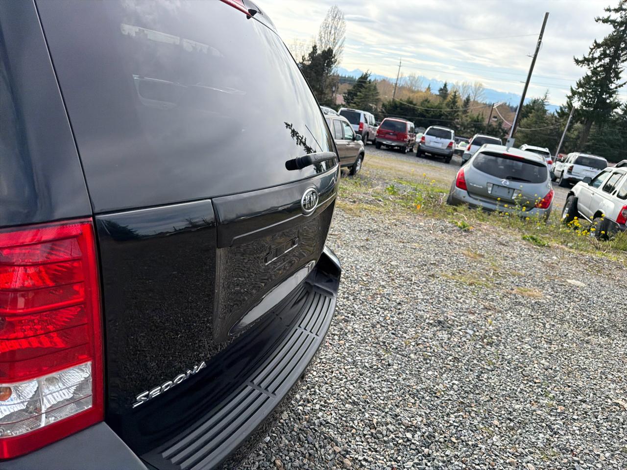 Kia Sedona LX LWB 2012