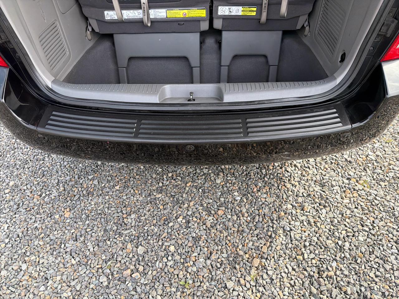 Kia Sedona LX LWB 2012