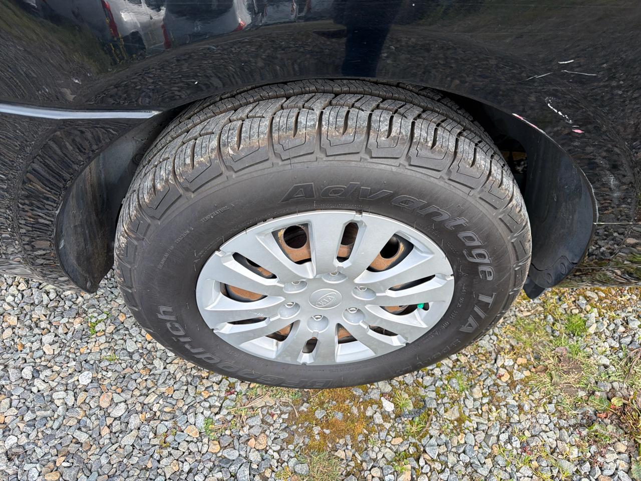 Kia Sedona LX LWB 2012