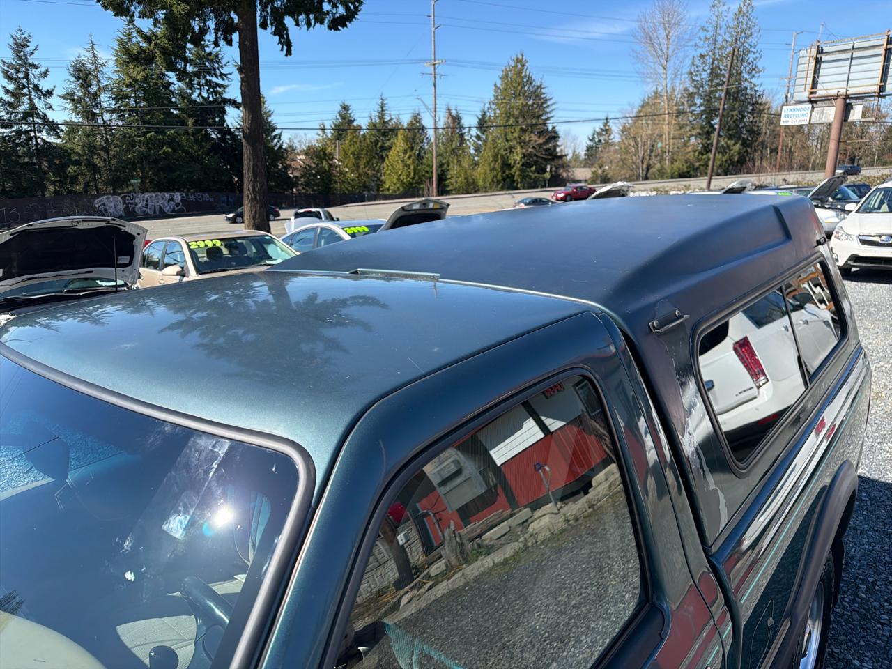 Ford Ranger XL Reg. Cab Short Bed 4WD 1997