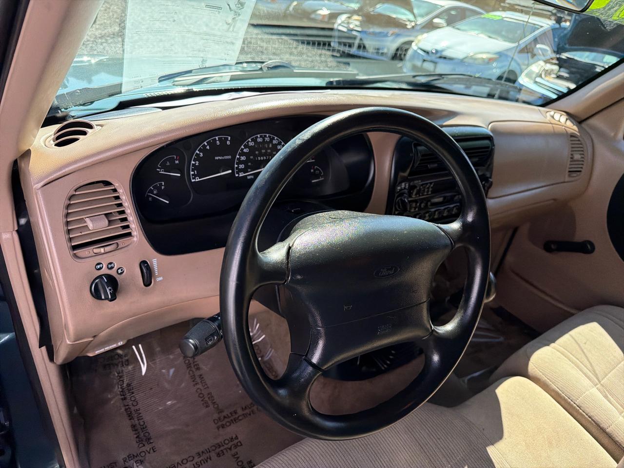 Ford Ranger XL Reg. Cab Short Bed 4WD 1997