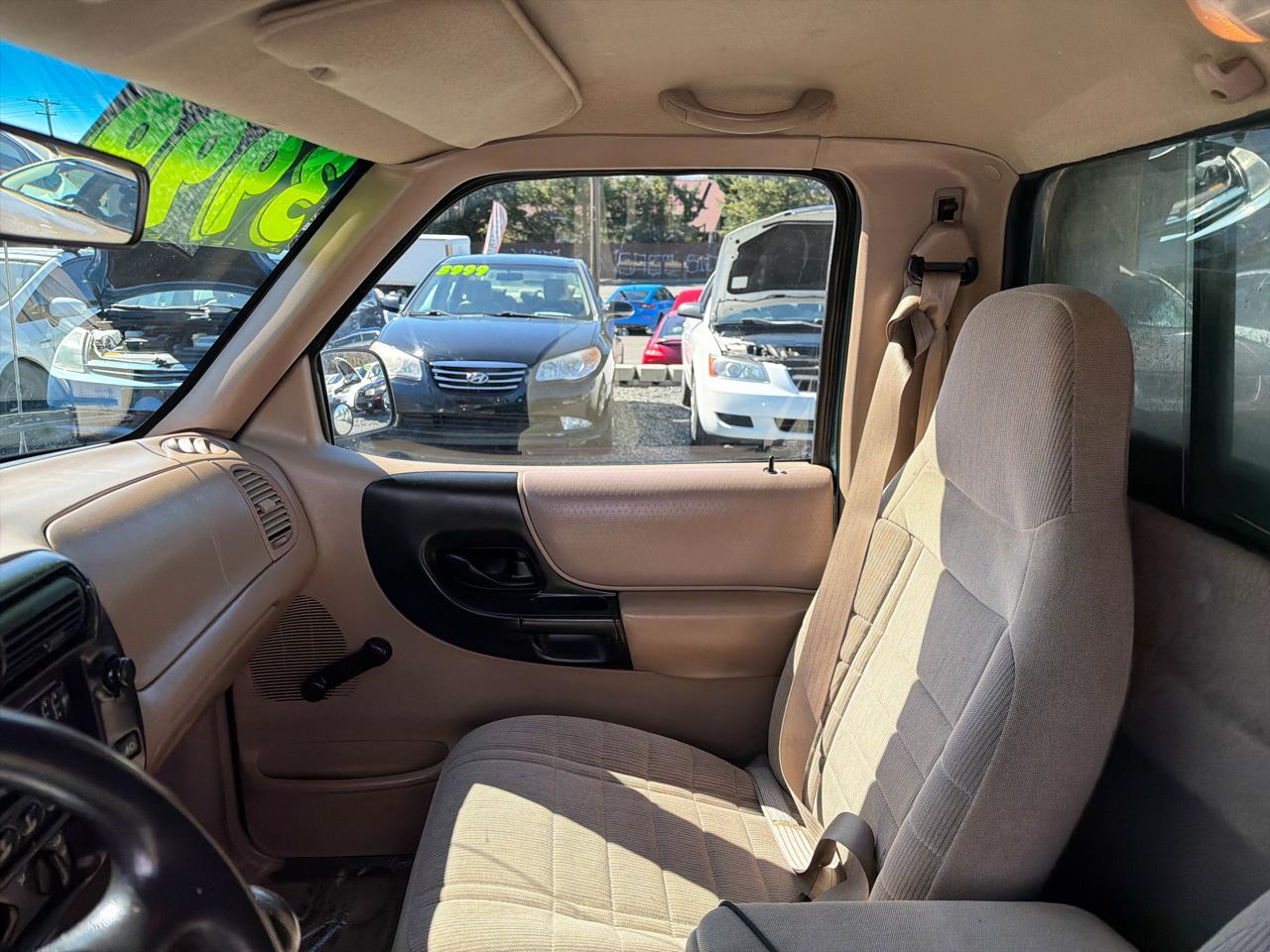 Ford Ranger XL Reg. Cab Short Bed 4WD 1997