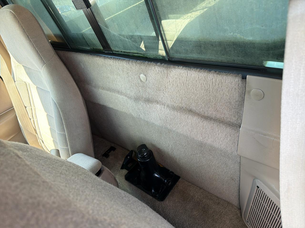 Ford Ranger XL Reg. Cab Short Bed 4WD 1997