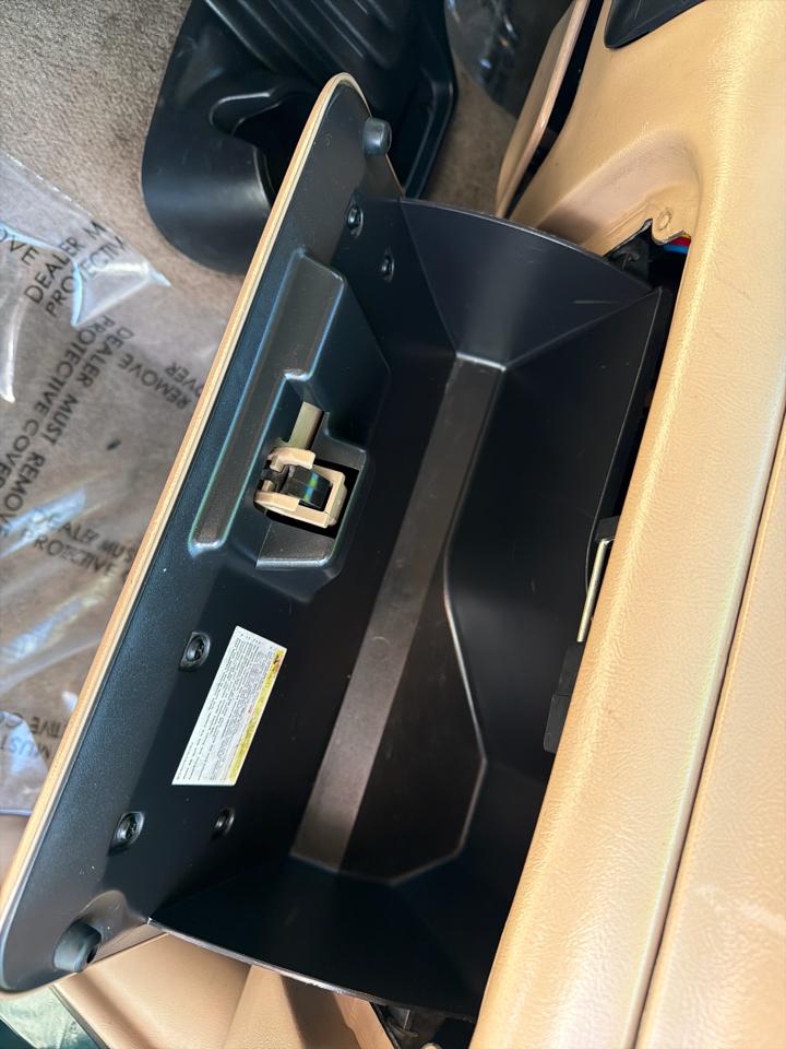 Ford Ranger XL Reg. Cab Short Bed 4WD 1997