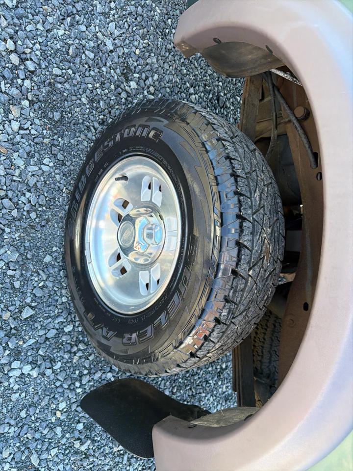 Ford Ranger XL Reg. Cab Short Bed 4WD 1997