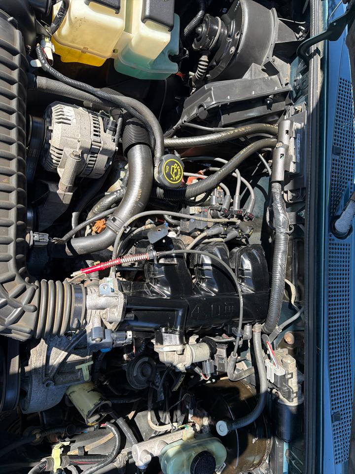 Ford Ranger XL Reg. Cab Short Bed 4WD 1997