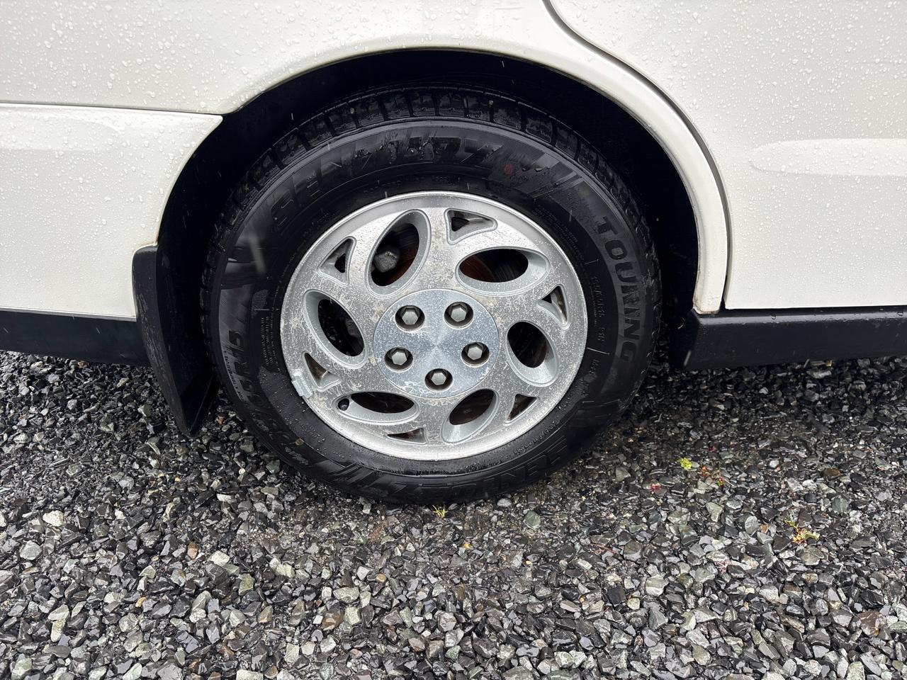 Saturn LW LW200 2002