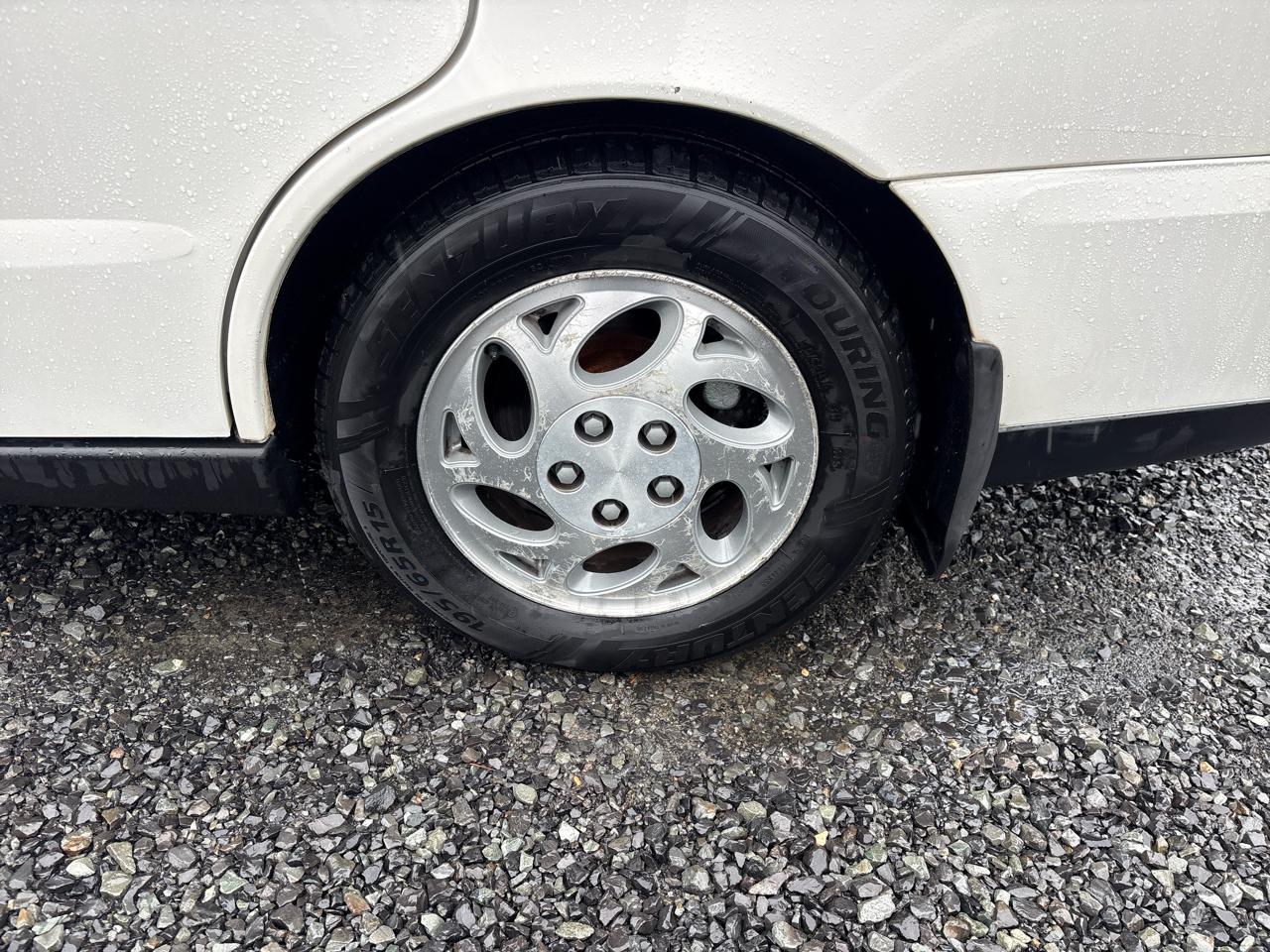 Saturn LW LW200 2002