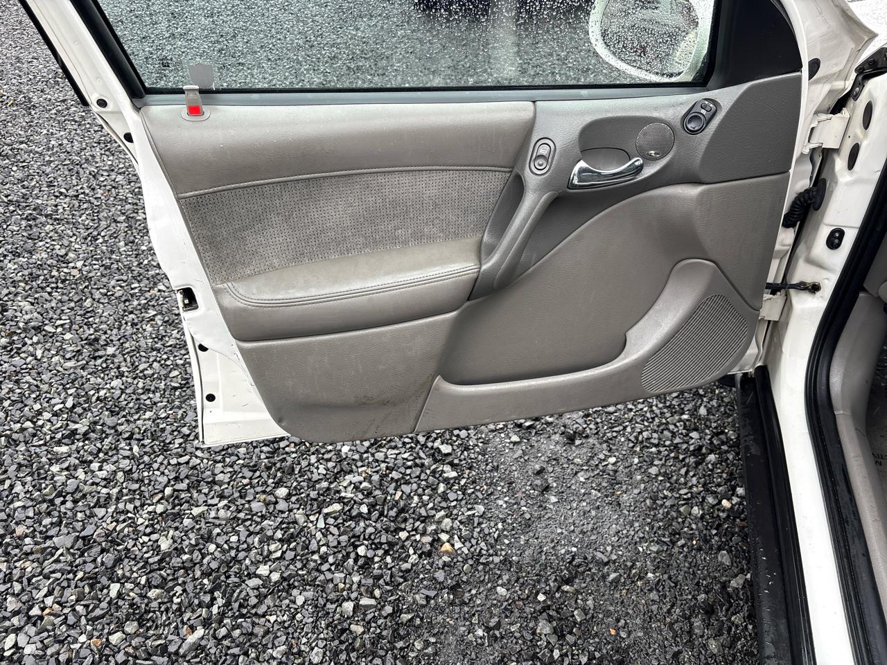 Saturn LW LW200 2002