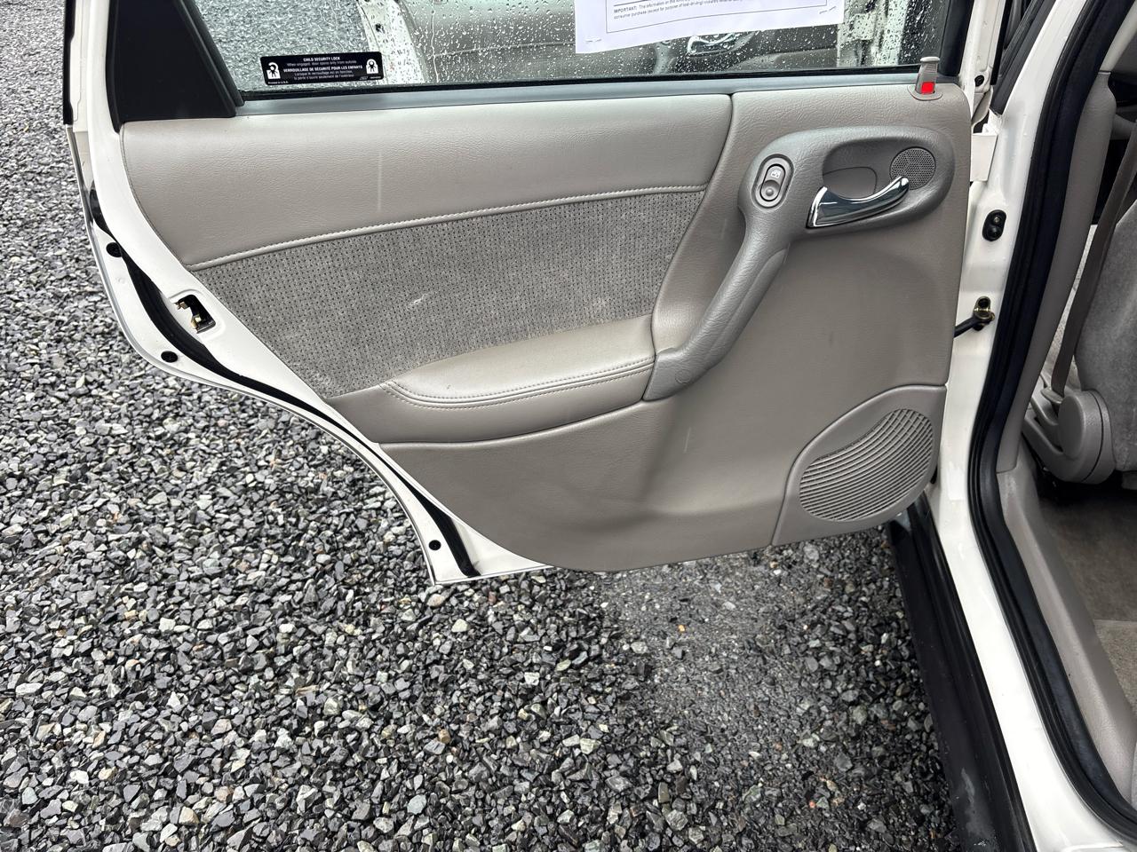 Saturn LW LW200 2002