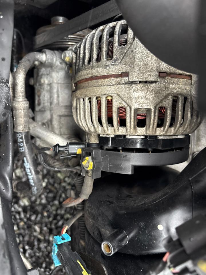 Saturn LW LW200 2002