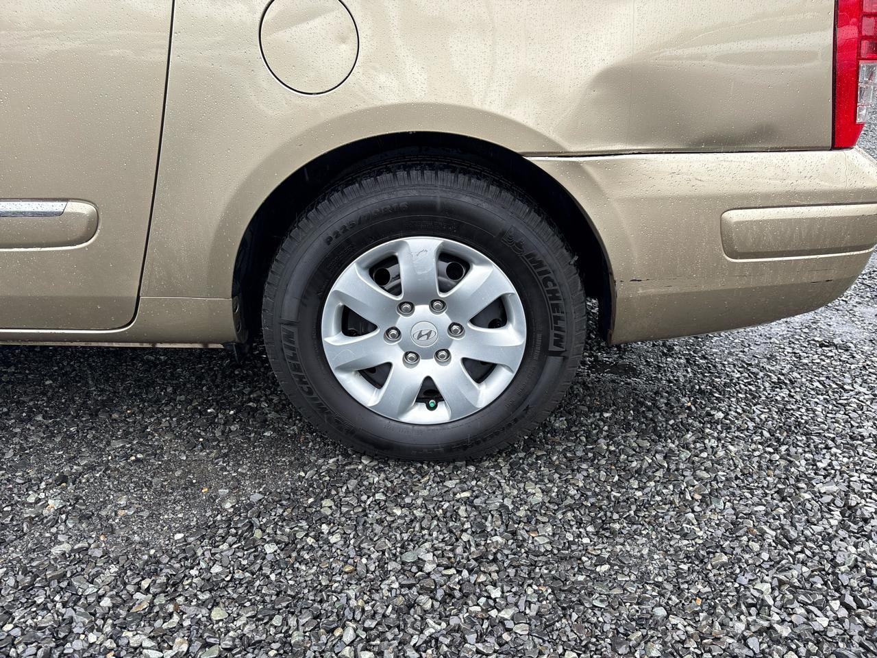 Hyundai Entourage SE 2007