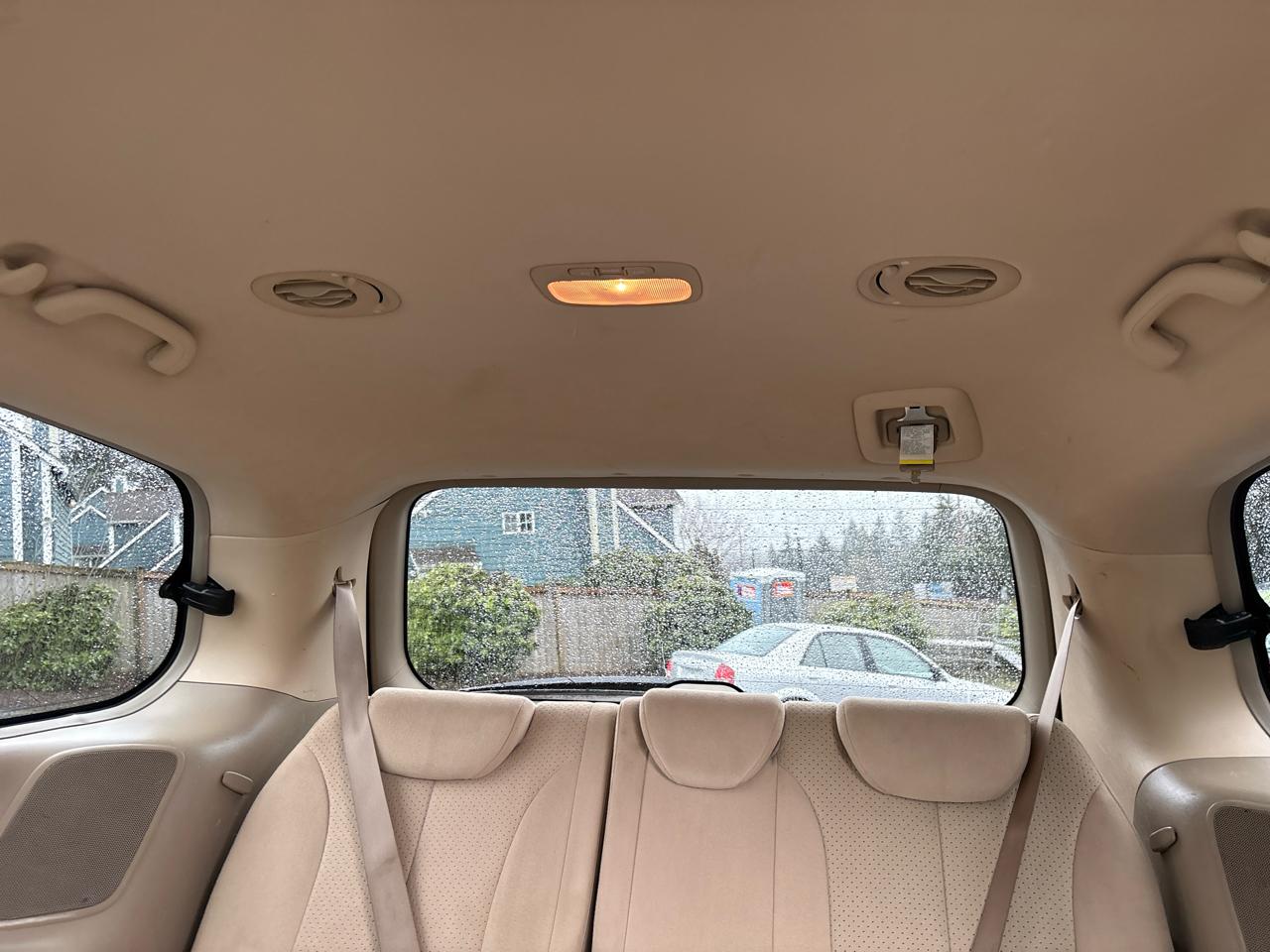 Hyundai Entourage SE 2007