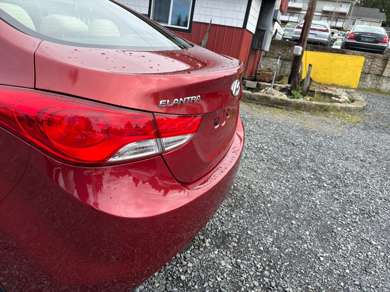 Hyundai Elantra Limited 2013