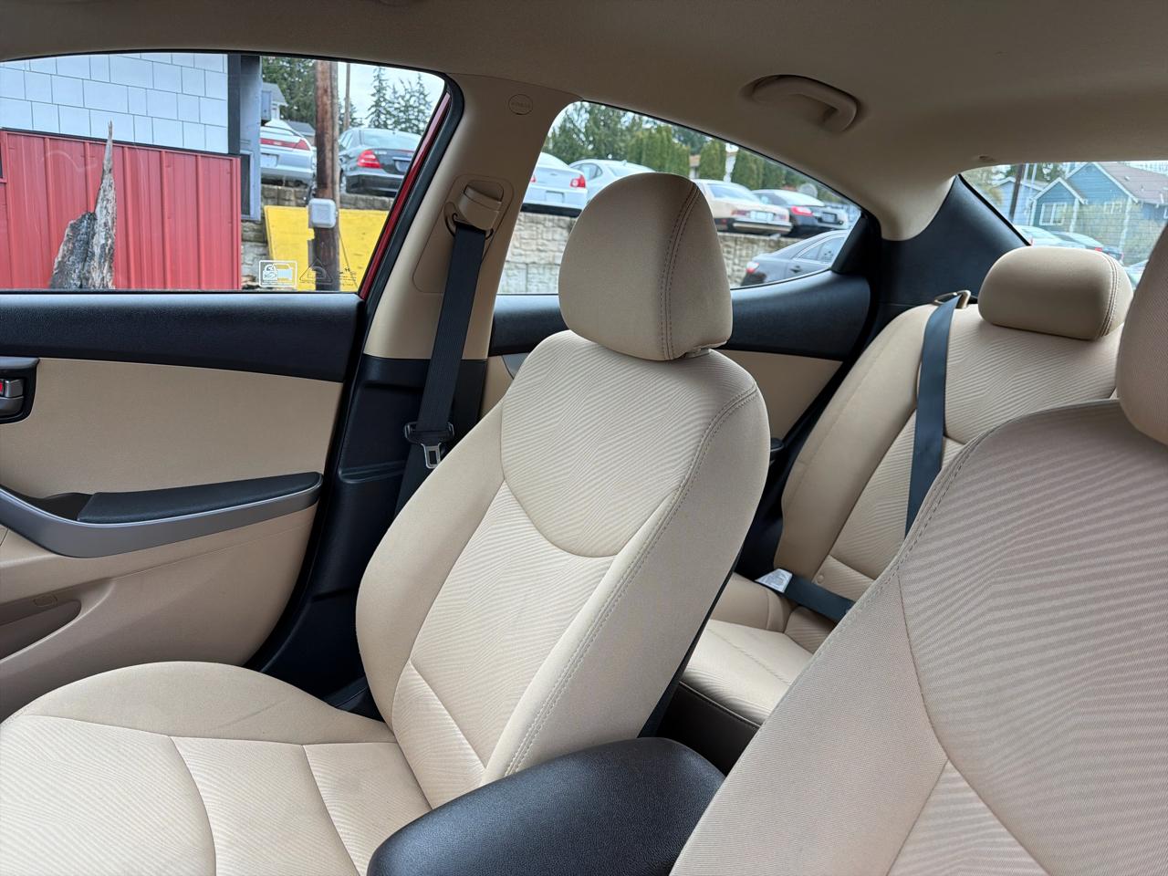 Hyundai Elantra Limited 2013