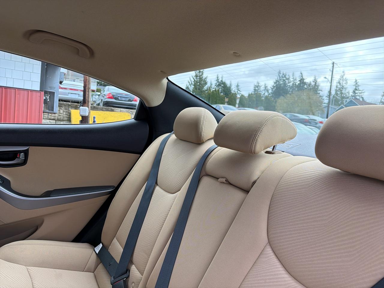 Hyundai Elantra Limited 2013