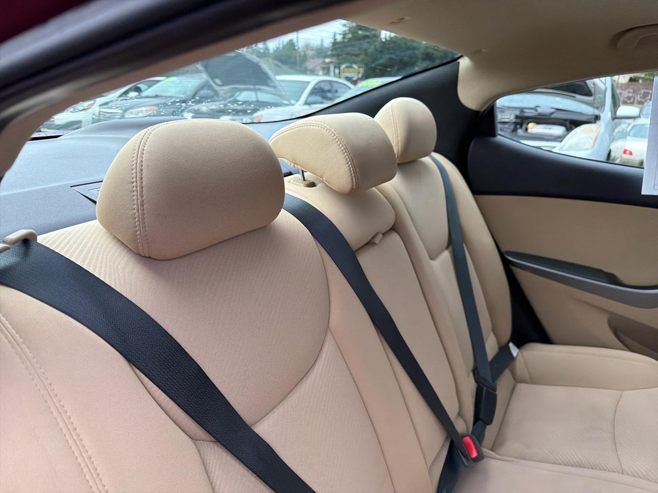 Hyundai Elantra Limited 2013