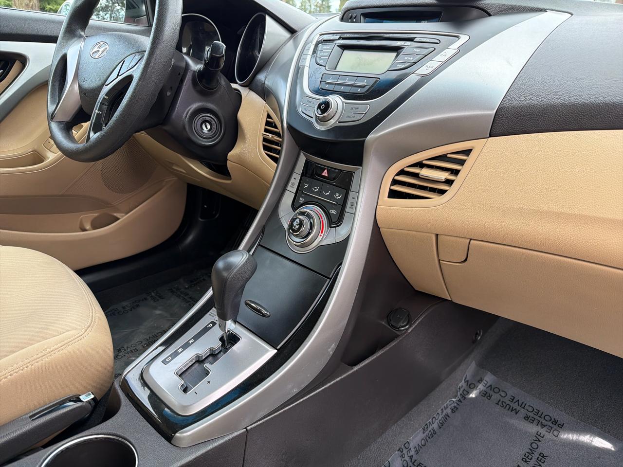 Hyundai Elantra Limited 2013