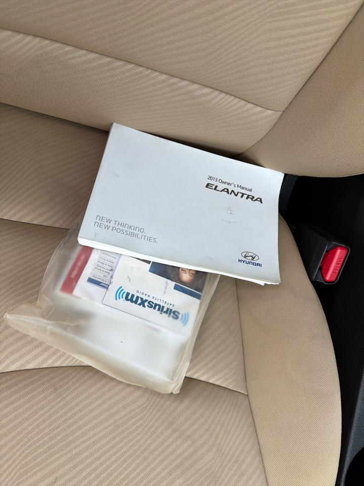 Hyundai Elantra Limited 2013