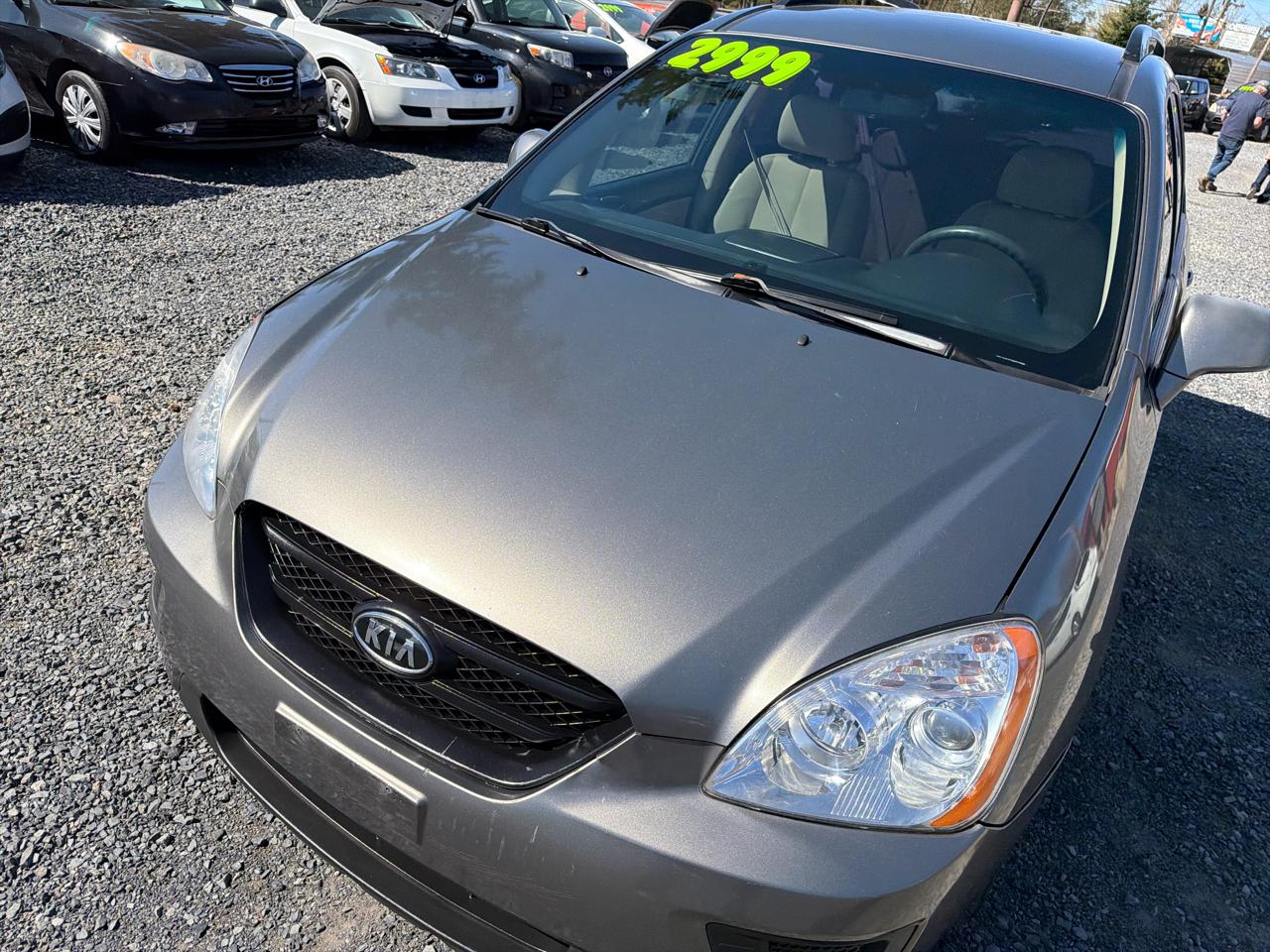 Kia Rondo Base 2009