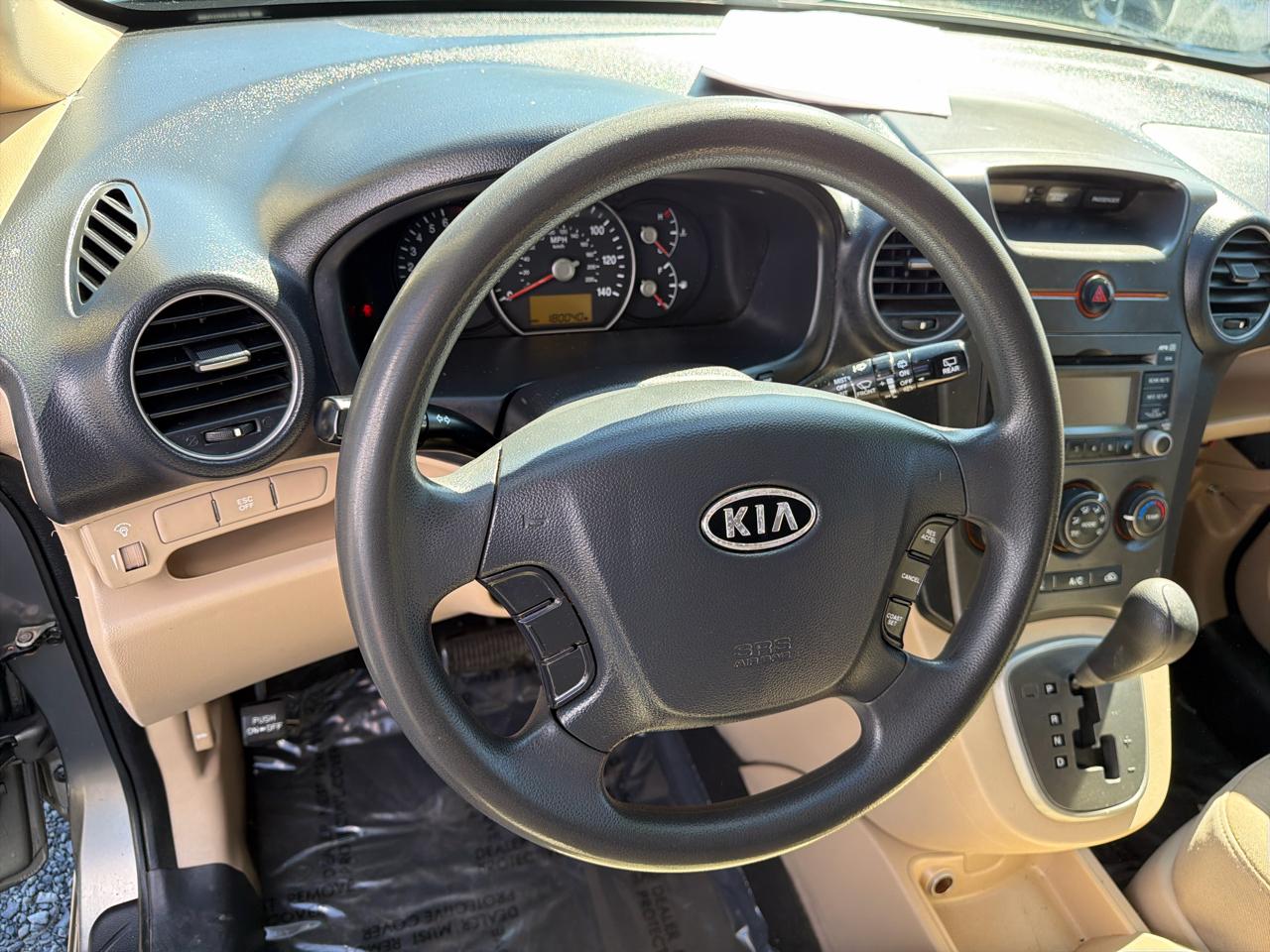Kia Rondo Base 2009