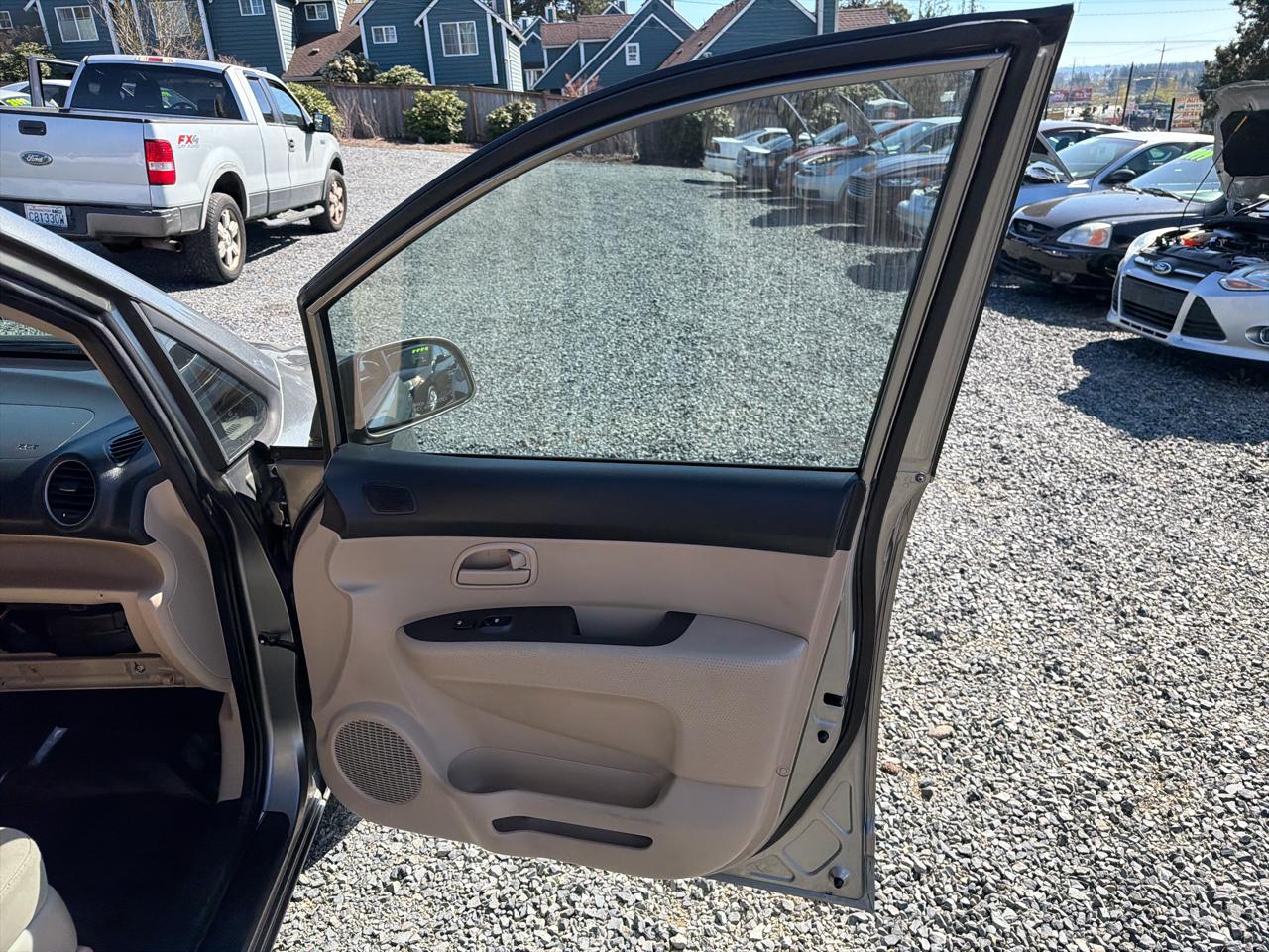 Kia Rondo Base 2009