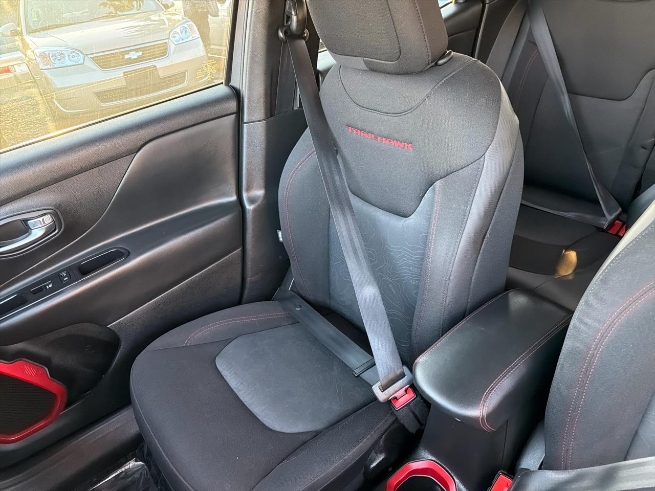 Jeep Renegade Trailhawk 2016