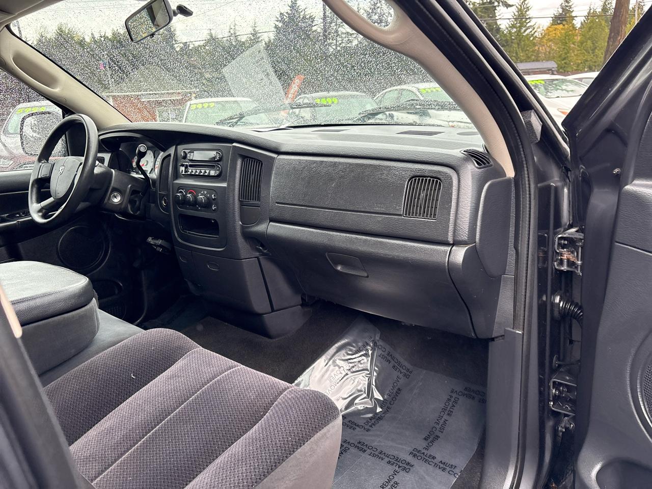 Dodge Ram 1500 SLT Quad Cab 2WD 2004