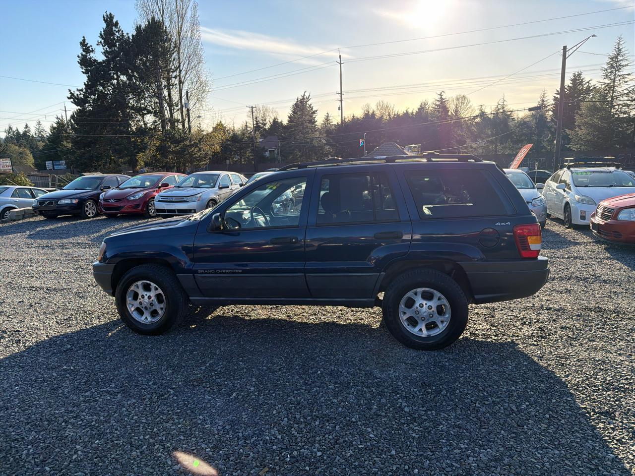 Jeep Grand Cherokee Laredo 4WD 2000