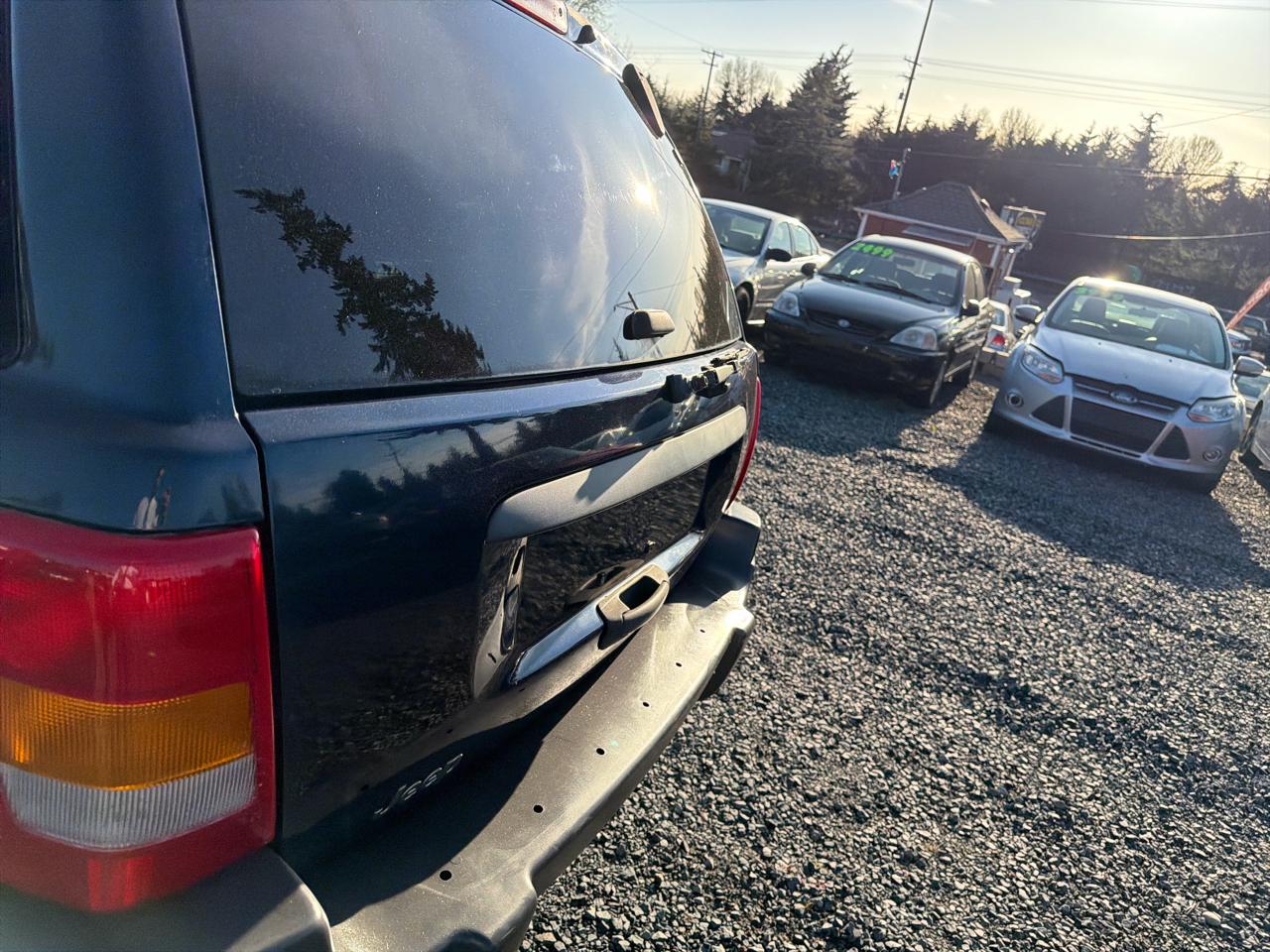 Jeep Grand Cherokee Laredo 4WD 2000