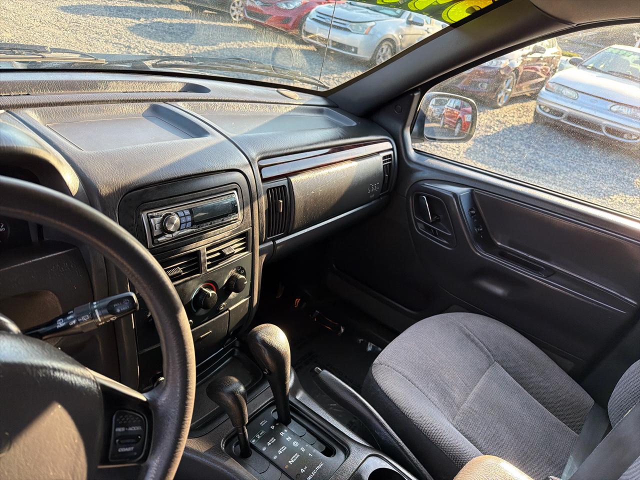Jeep Grand Cherokee Laredo 4WD 2000