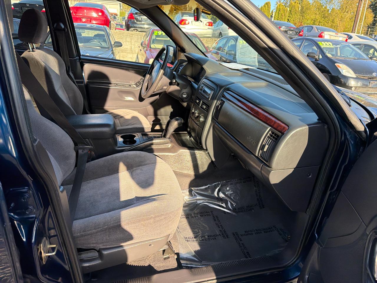Jeep Grand Cherokee Laredo 4WD 2000