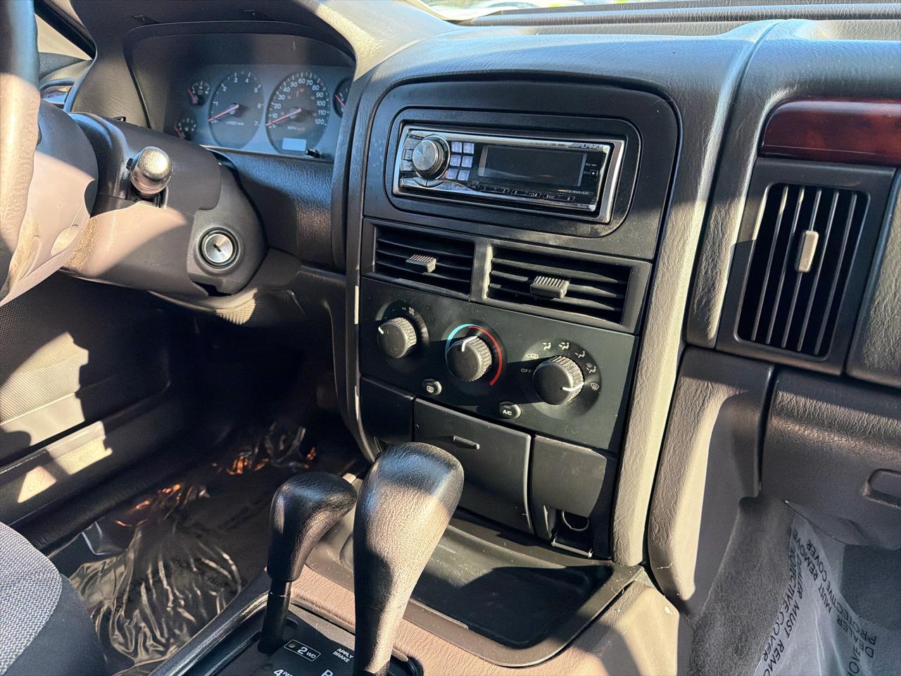 Jeep Grand Cherokee Laredo 4WD 2000