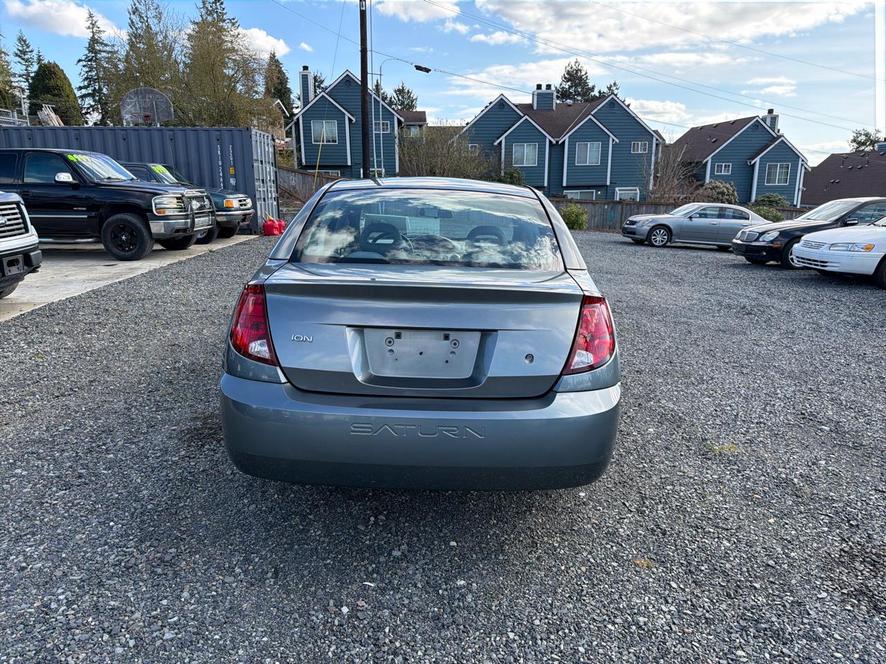 Saturn ION Sedan 2 2004