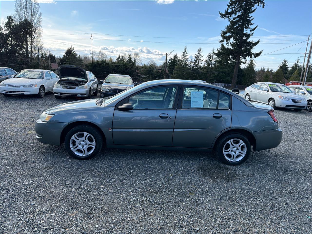 Saturn ION Sedan 2 2004