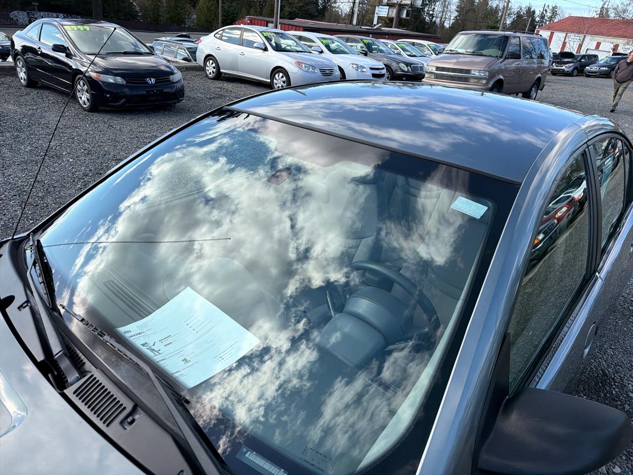 Saturn ION Sedan 2 2004