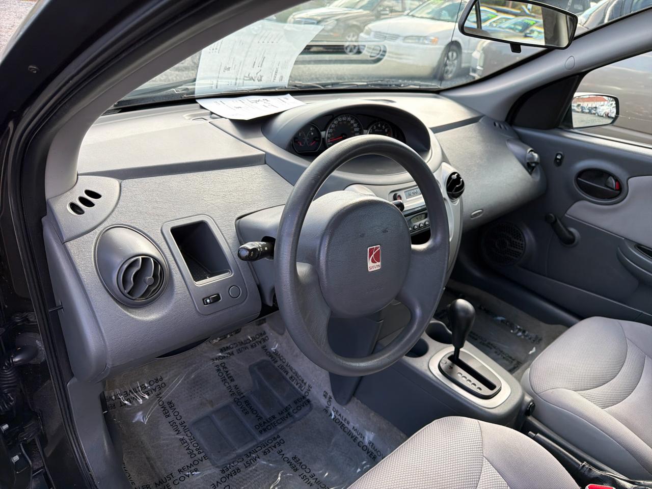 Saturn ION Sedan 2 2004